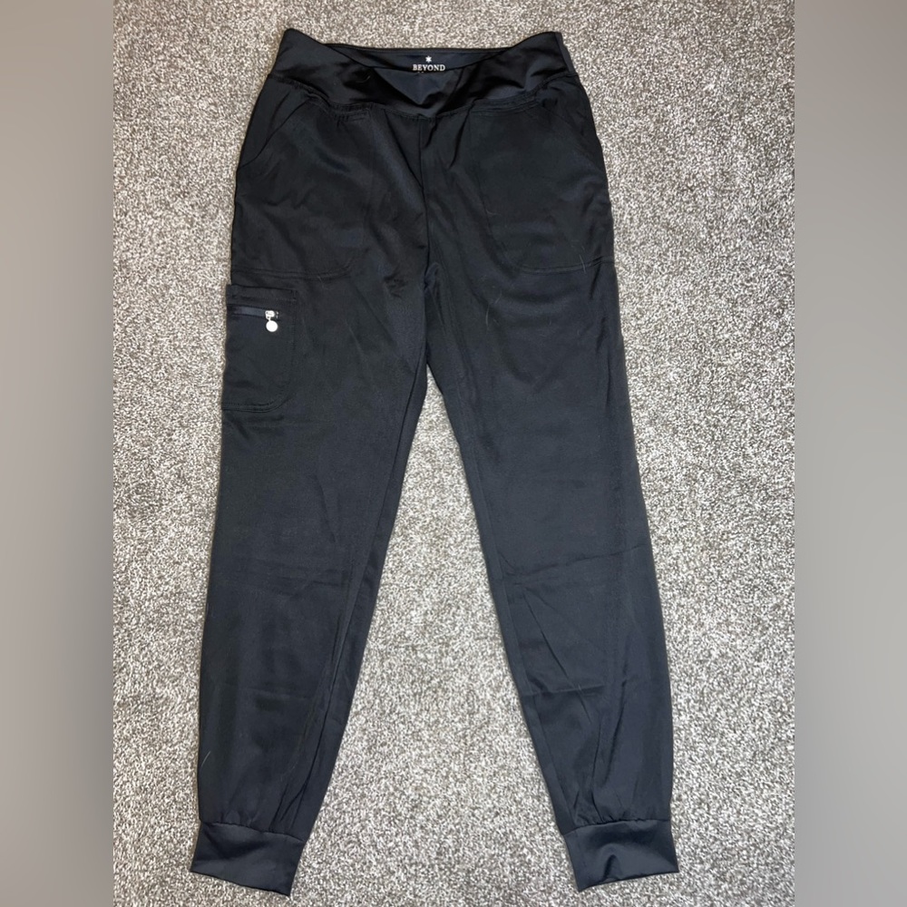MEDCOUTURE MEDIUM TALL JOGGER SCRUB BOTTOMS